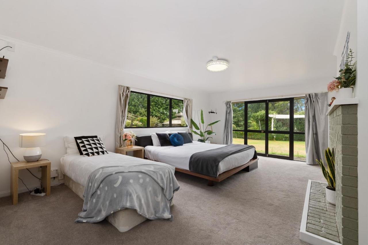 Skyline Mountain View Lodge Up To 16 People Rotorua Eksteriør billede